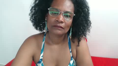 Snapshot of roushlove chatting on December 7, 2024, 7:32 pm luxa online show from December 7, 2024, 7:32 pm