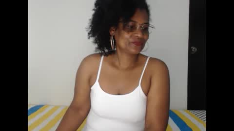 Snapshot of roushlove chatting on September 18, 2025, 3:08 am luxa online show from September 18, 2025, 3:08 am