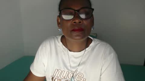 luxa online show from February 16, 2026, 12:45 pm