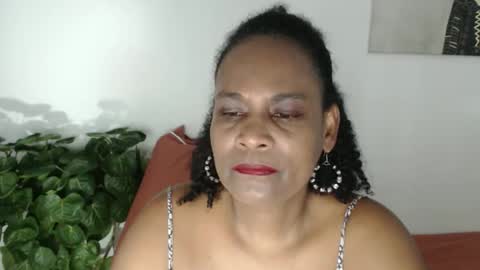 luxa online show from May 12, 2026, 5:21 pm