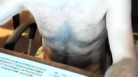 Snapshot of routi chatting on November 1, 2025, 8:55 pm routi97 online show from November 1, 2025, 8:55 pm