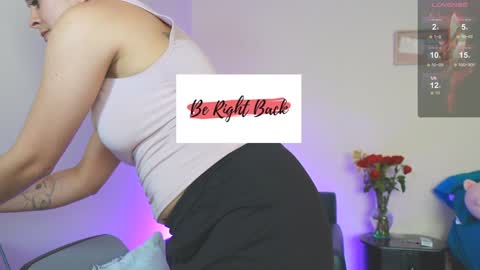 Roxanna online show from February 6, 2025, 9:17 pm