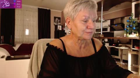Snapshot of roxana_brooks chatting on December 19, 2024, 3:08 pm Roxana online show from December 19, 2024, 3:08 pm