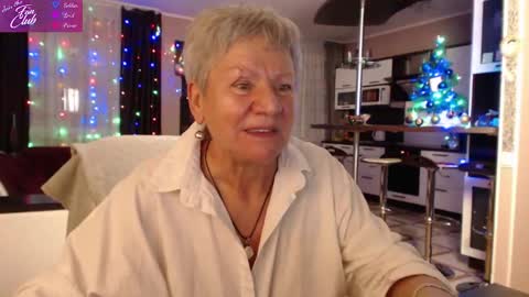 Snapshot of roxana_brooks chatting on January 2, 2025, 8:24 pm Roxana online show from January 2, 2025, 8:24 pm