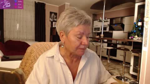 Snapshot of roxana_brooks chatting on January 11, 2025, 5:18 pm Roxana online show from January 11, 2025, 5:18 pm