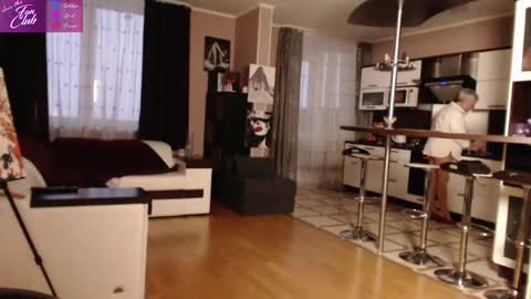 Snapshot of roxana_brooks chatting on January 16, 2025, 1:47 pm Roxana online show from January 16, 2025, 1:47 pm