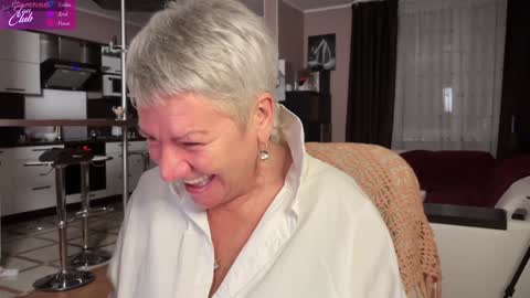 Snapshot of roxana_brooks chatting on January 21, 2025, 6:02 pm Roxana online show from January 21, 2025, 6:02 pm