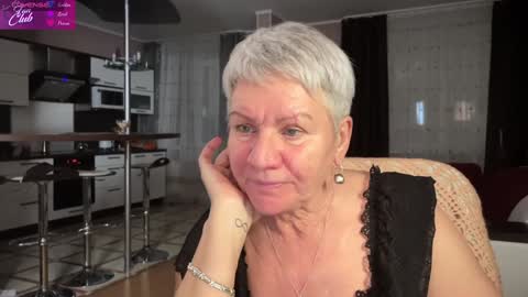 Snapshot of roxana_brooks chatting on January 22, 2025, 5:59 pm Roxana online show from January 22, 2025, 5:59 pm