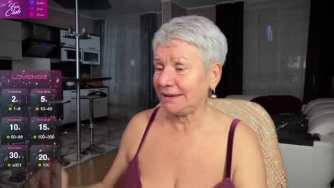 Snapshot of roxana_brooks chatting on January 23, 2025, 9:39 pm Roxana online show from January 23, 2025, 9:39 pm