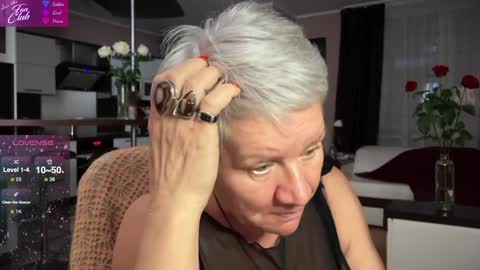 Snapshot of roxana_brooks chatting on February 4, 2025, 8:59 pm Roxana online show from February 4, 2025, 8:59 pm