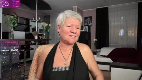 Snapshot of roxana_brooks chatting on February 10, 2025, 3:42 pm Roxana online show from February 10, 2025, 3:42 pm