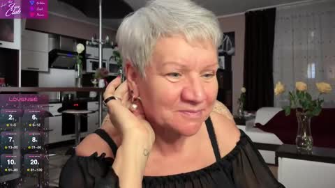 Snapshot of roxana_brooks chatting on February 11, 2025, 4:02 pm Roxana online show from February 11, 2025, 4:02 pm