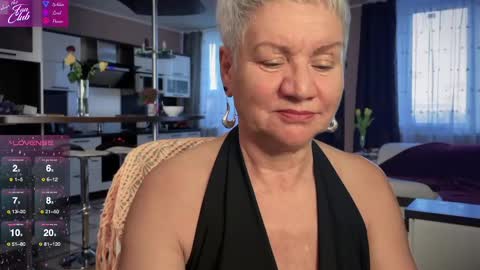 Snapshot of roxana_brooks chatting on February 16, 2025, 2:43 pm Roxana online show from February 16, 2025, 2:43 pm