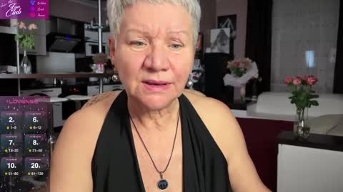 Snapshot of roxana_brooks chatting on February 22, 2025, 4:09 pm Roxana online show from February 22, 2025, 4:09 pm