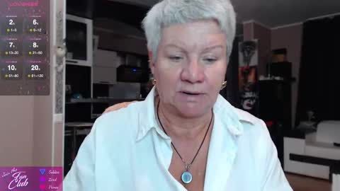 Snapshot of roxana_brooks chatting on September 9, 2025, 7:02 pm Roxana online show from September 9, 2025, 7:02 pm