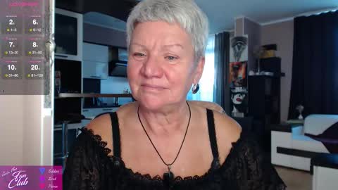 Snapshot of roxana_brooks chatting on September 25, 2025, 3:05 pm Roxana online show from September 25, 2025, 3:05 pm