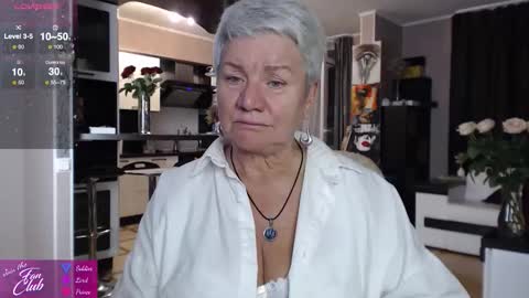 Snapshot of roxana_brooks chatting on September 28, 2025, 6:35 pm Roxana online show from September 28, 2025, 6:35 pm