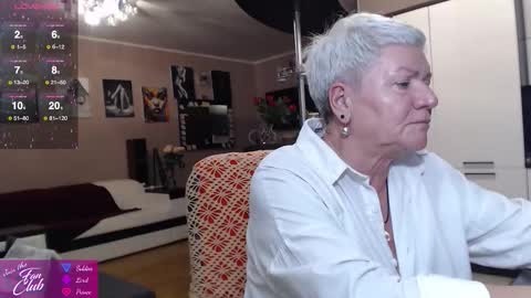 Snapshot of roxana_brooks chatting on October 8, 2025, 6:16 pm Roxana online show from October 8, 2025, 6:16 pm