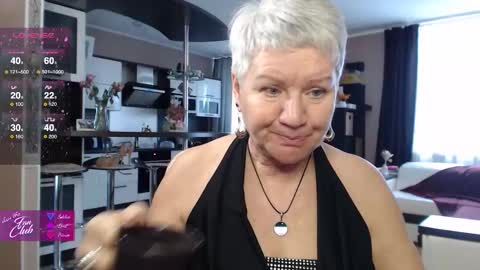 Roxana online show from November 22, 2025, 9:52 am