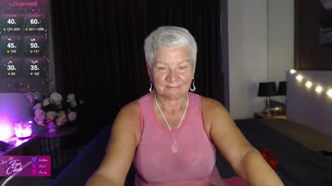 Snapshot of roxana_brooks chatting on January 16, 2026, 1:59 pm Roxana online show from January 16, 2026, 1:59 pm
