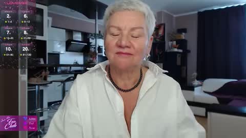 Snapshot of roxana_brooks chatting on February 4, 2026, 1:06 pm Roxana online show from February 4, 2026, 1:06 pm
