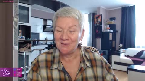 Snapshot of roxana_brooks chatting on February 10, 2026, 9:13 am Roxana online show from February 10, 2026, 9:13 am