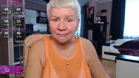 Snapshot of roxana_brooks chatting on February 17, 2026, 2:13 pm Roxana online show from February 17, 2026, 2:13 pm