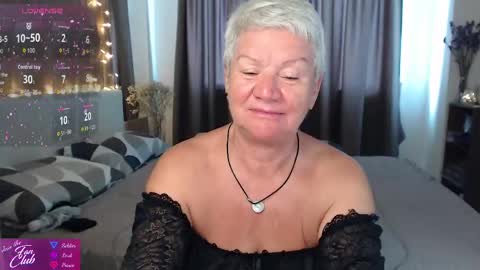 Roxana online show from May 23, 2026, 1:44 am