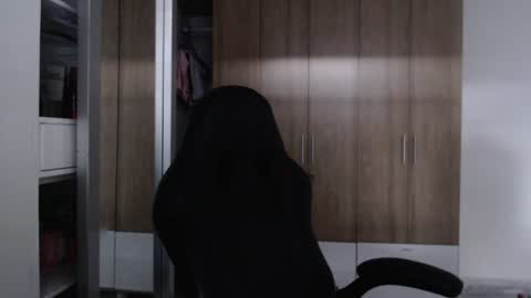 Roxana online show from February 2, 2025, 9:56 pm