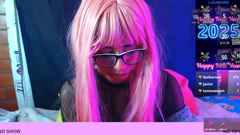 roxxy online show from January 4, 2025, 7:55 am