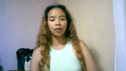 roxanne_98 online show from October 5, 2025, 2:32 am