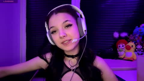 Hana online show from December 4, 2025, 4:16 pm