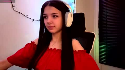 Hana online show from March 12, 2026, 6:14 pm