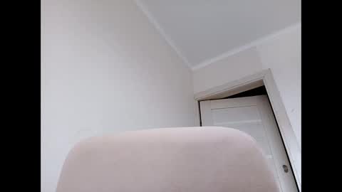 Snapshot of roxolanaa_sexy chatting on March 1, 2025, 12:34 pm ROXOLANAA SEXY online show from March 1, 2025, 12:34 pm