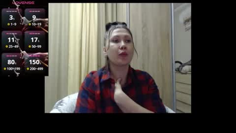 Snapshot of roxolanaa_sexy chatting on February 22, 2026, 8:40 pm ROXOLANAA SEXY online show from February 22, 2026, 8:40 pm