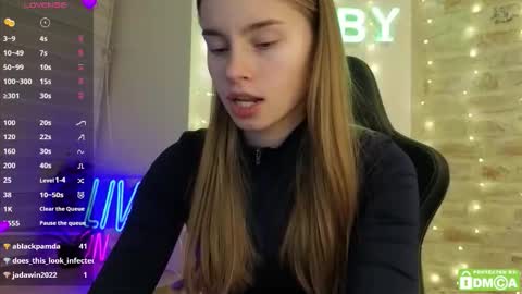 Snapshot of roxxxie_reid chatting on February 26, 2026, 9:36 pm Roxieex ABBY online show from February 26, 2026, 9:36 pm