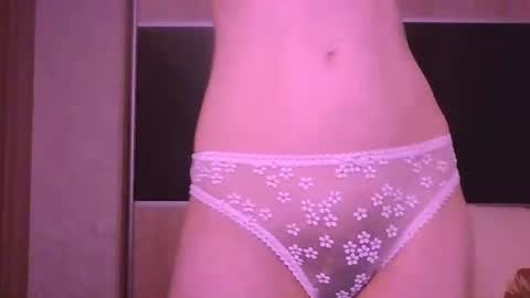 Roxxy Wharton online show from July 16, 2026, 11:27 am