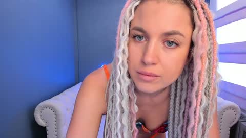 Snapshot of roxy_mars chatting on December 9, 2024, 4:56 am Roxy online show from December 9, 2024, 4:56 am