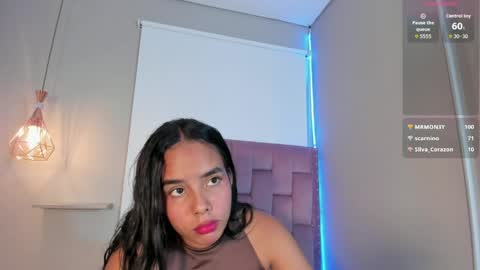 Snapshot of roxy_stone1 chatting on April 23, 2026, 8:00 pm roxy_stone1 online show from April 23, 2026, 8:00 pm