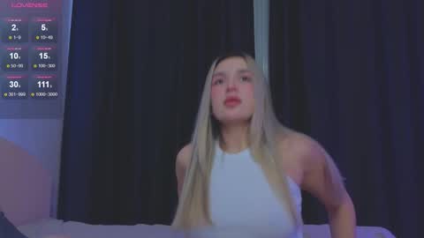 Snapshot of roxychilli chatting on September 23, 2025, 8:12 pm Roxy online show from September 23, 2025, 8:12 pm