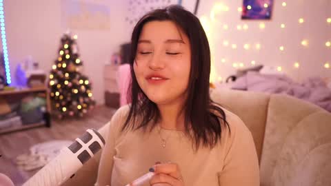 roxysuh online show from February 4, 2025, 5:53 am