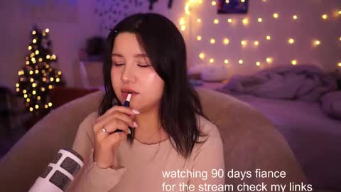 roxysuh online show from February 28, 2025, 10:41 am