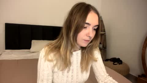 Roxy online show from April 3, 2026, 1:09 pm