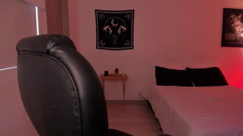 val online show from December 19, 2024, 8:13 pm