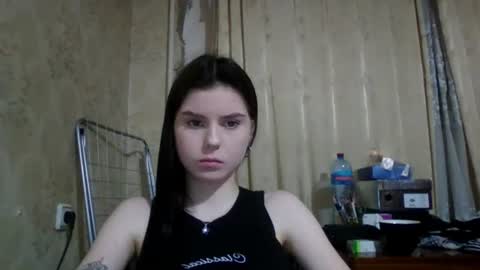 Snapshot of royalvelour chatting on June 10, 2026, 7:57 pm royalvelour online show from June 10, 2026, 7:57 pm