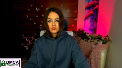 Snapshot of rozmary_ket chatting on December 9, 2024, 3:22 pm Im Rozmary nice to meet you 3 online show from December 9, 2024, 3:22 pm