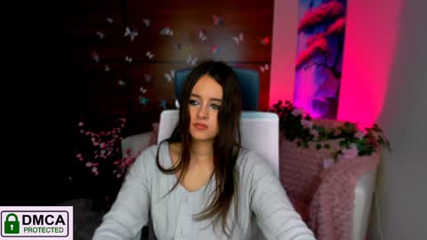 Snapshot of rozmary_ket chatting on December 9, 2024, 6:25 pm Im Rozmary nice to meet you 3 online show from December 9, 2024, 6:25 pm