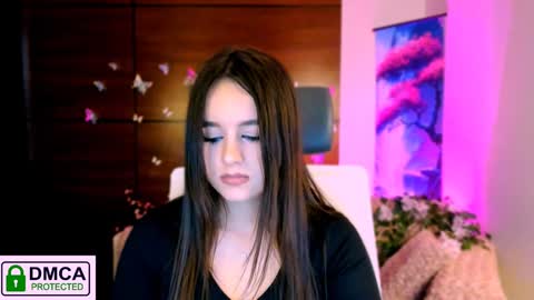 Snapshot of rozmary_ket chatting on January 17, 2025, 4:47 pm Im Rozmary nice to meet you 3 online show from January 17, 2025, 4:47 pm