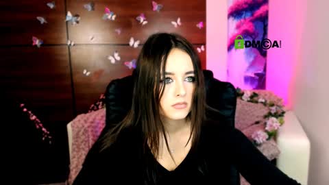 Snapshot of rozmary_ket chatting on January 23, 2025, 3:22 pm Im Rozmary nice to meet you 3 online show from January 23, 2025, 3:22 pm