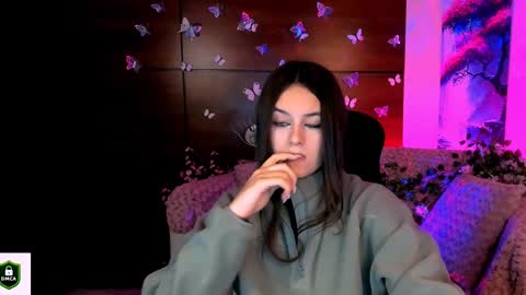 Snapshot of rozmary_ket chatting on February 3, 2025, 6:17 pm Im Rozmary nice to meet you 3 online show from February 3, 2025, 6:17 pm